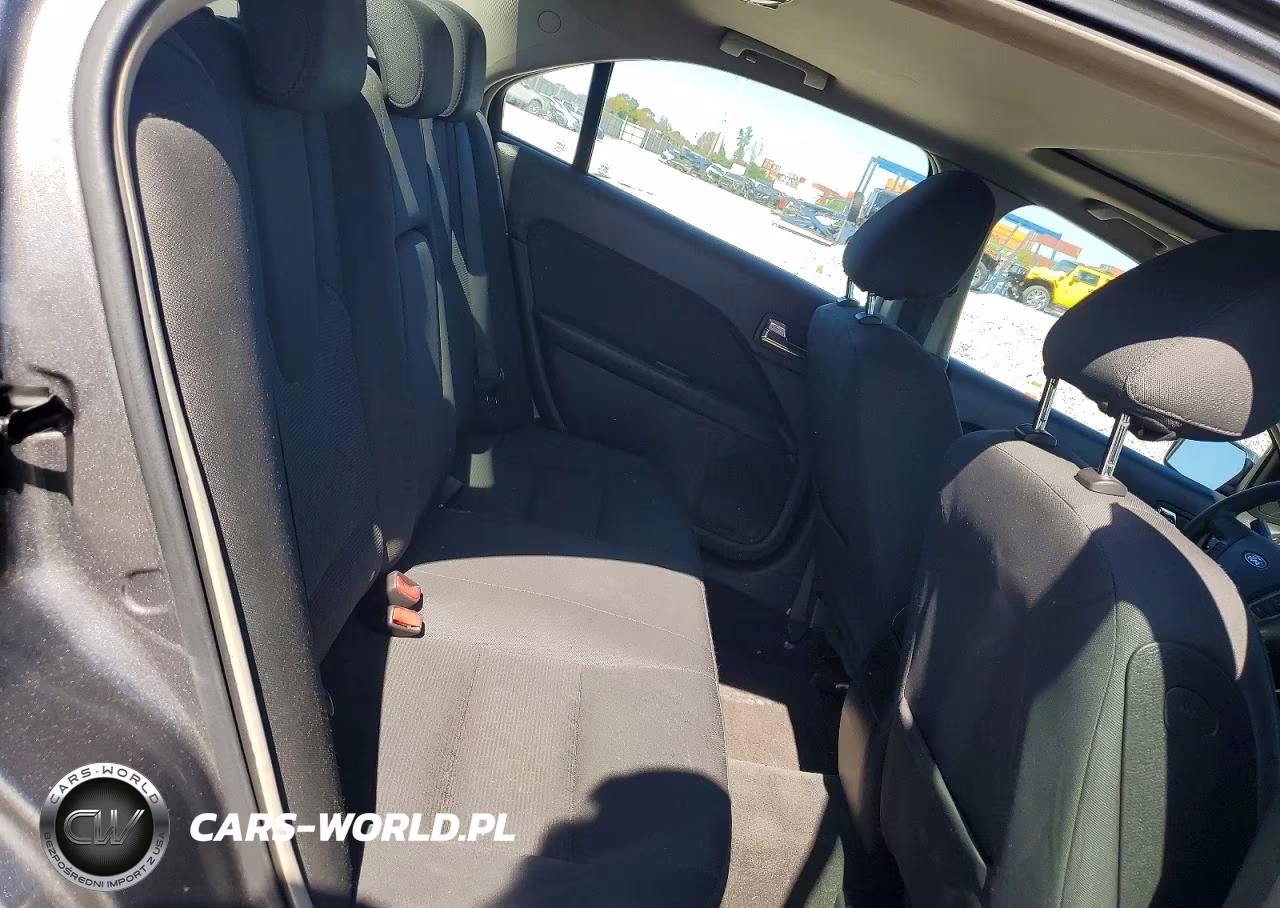 2010 Ford Fusion Se VIN:3FAHP0HA3AR393298 - 10
