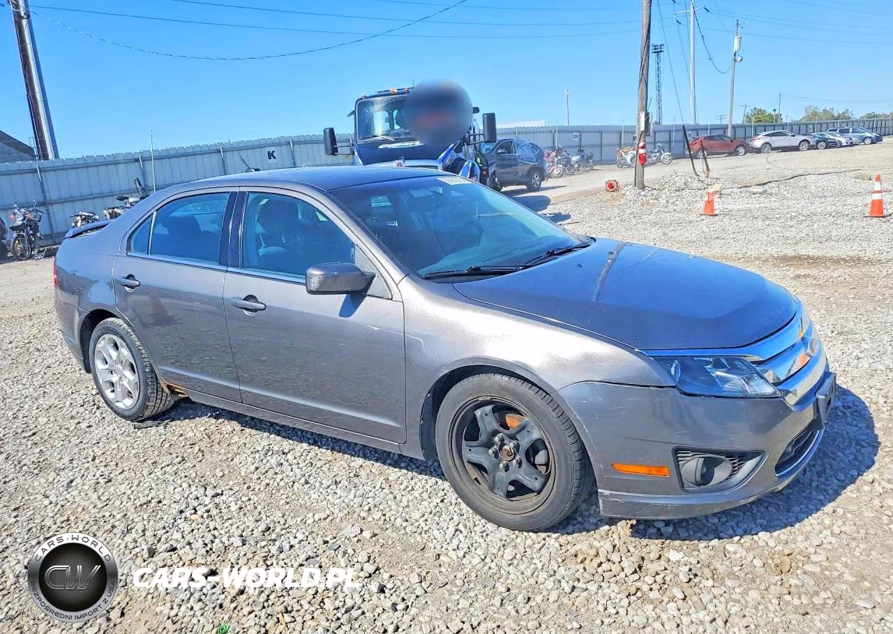 2010 Ford Fusion Se VIN:3FAHP0HA3AR393298 - 4