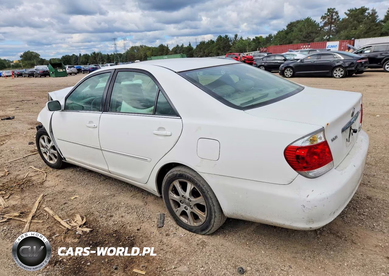 2005 Toyota Camry Xle V6 VIN:4T1BF30K45U607069 - 2