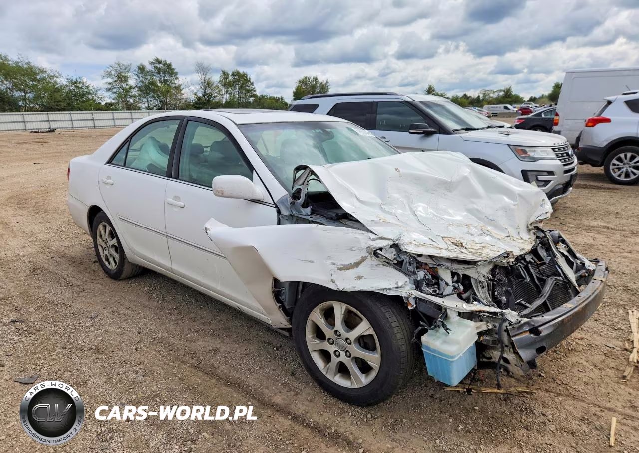 2005 Toyota Camry Xle V6 VIN:4T1BF30K45U607069 - 4