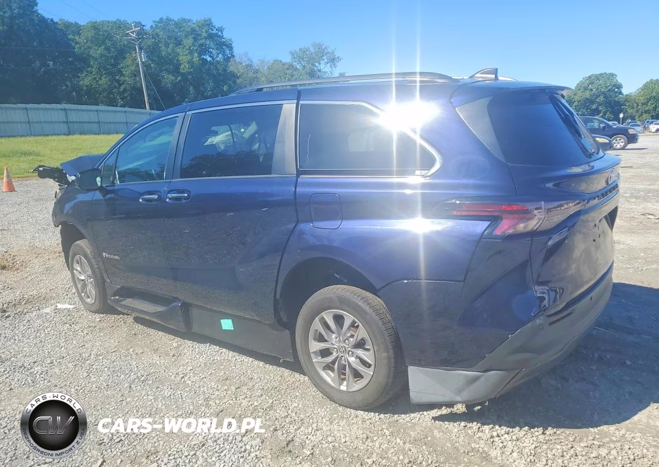2024 Toyota Sienna Xle VIN:5TDJRKEC5RS213108 - 2