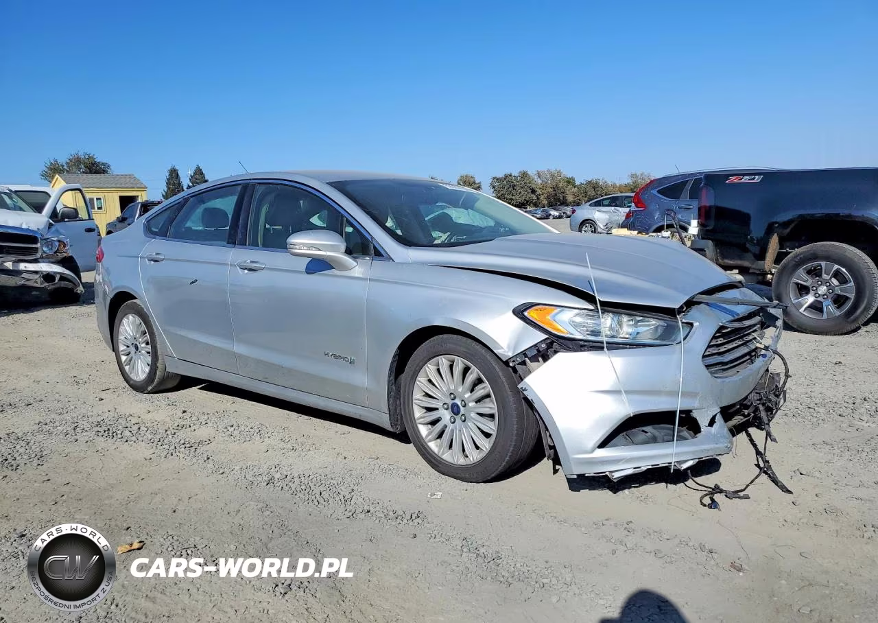2016 Ford Fusion Se Hybrid VIN:3FA6P0LU7GR304737 - 4