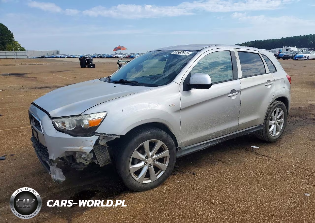 2015 Mitsubishi Outlander Sport Es – zdjęcie 1 z 13