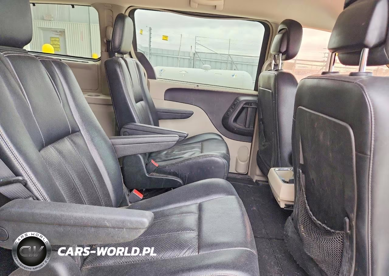 2013 Chrysler Town & Country Touring L VIN:2C4RC1CGXDR715098 - 11