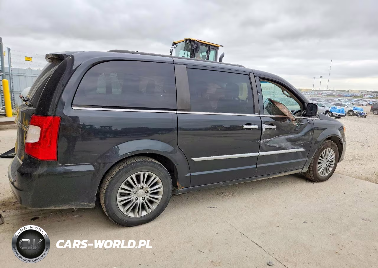 2013 Chrysler Town & Country Touring L VIN:2C4RC1CGXDR715098 - 3