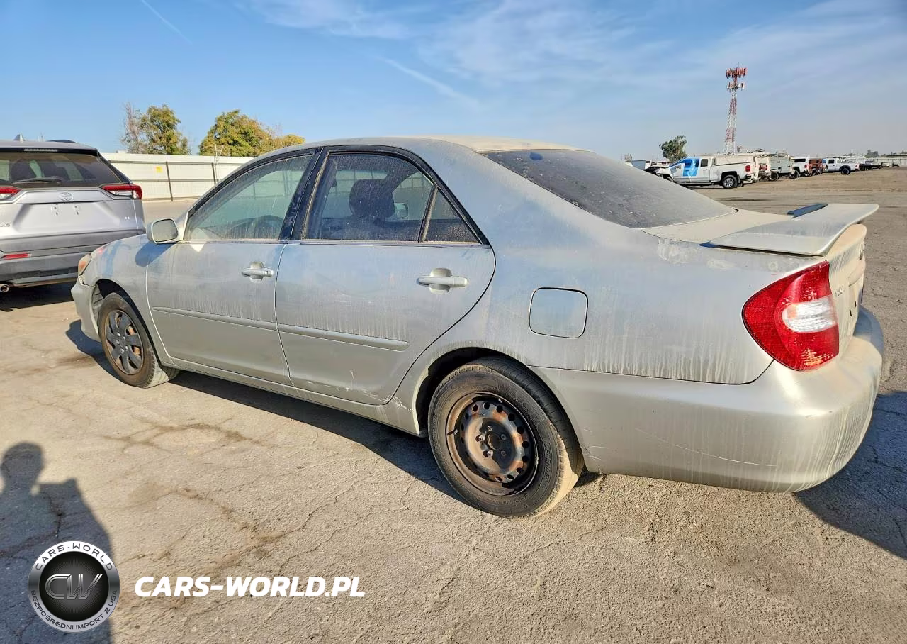 2004 Toyota Camry Le VIN:JTDBE32K040280499 - 2