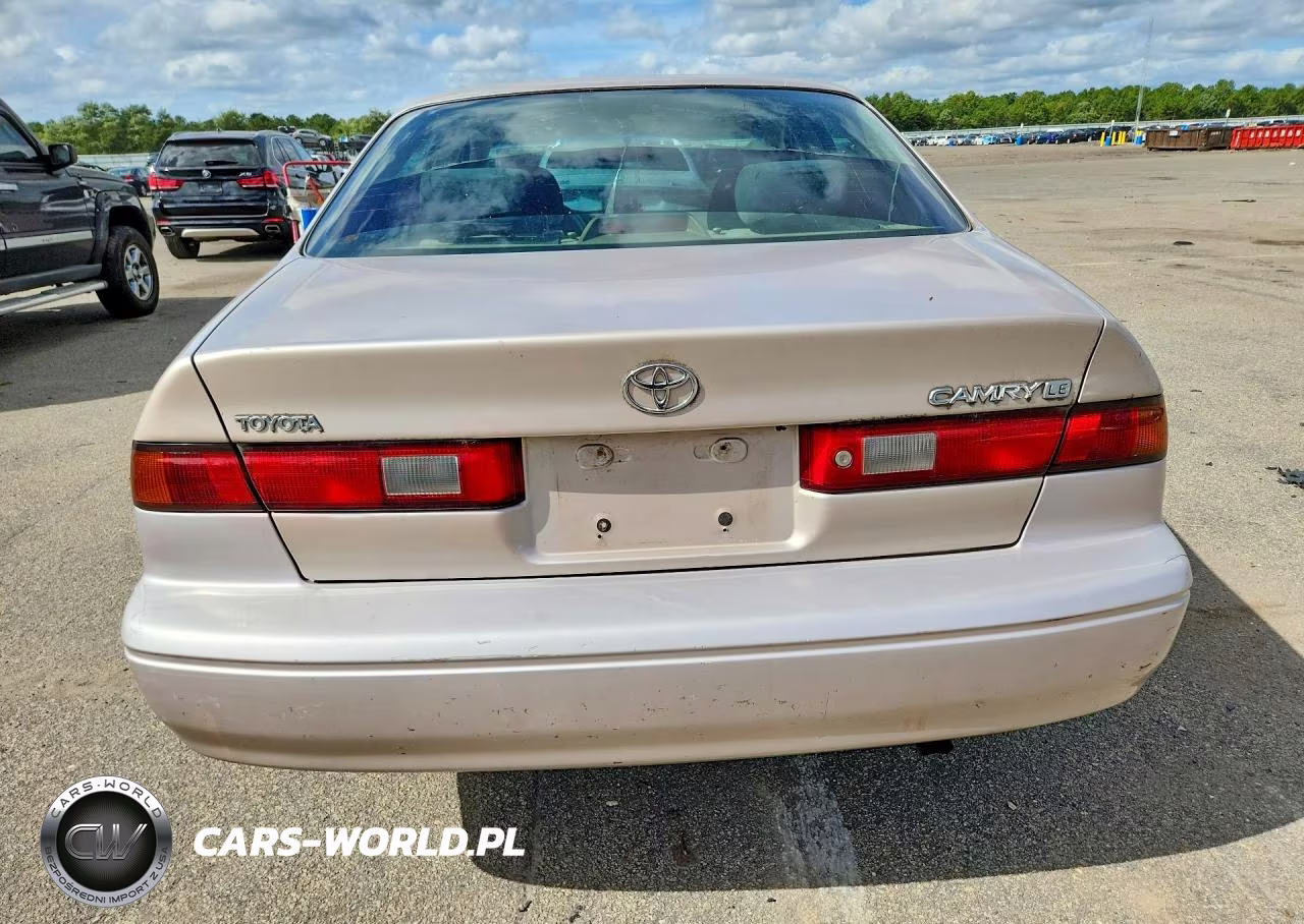 1999 Toyota Camry Le VIN:4T1BG22K4XU408823 - 6