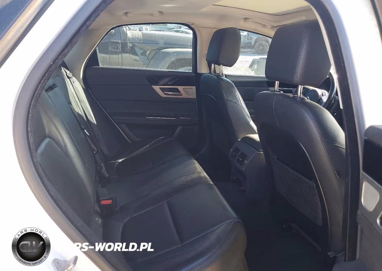 2018 Jaguar Xf Prestige VIN:SAJBK4FX8JCY64150 - 10