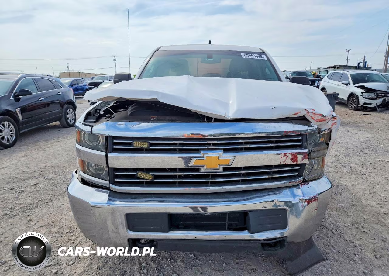 2018 Chevrolet Silverado C2500 Heavy Duty VIN:1GC2CUEGXJZ280889 - 5