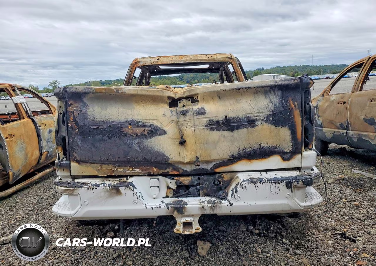 2020 Chevrolet Silverado K2500 High Country VIN:1GC4YREY4LF129387 - 6