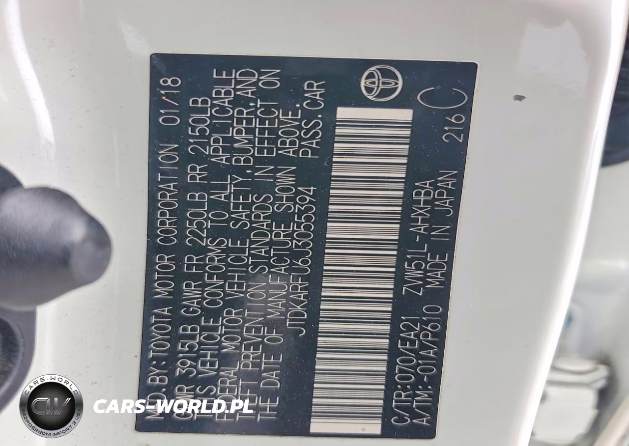 2018 Toyota Prius Four Touring VIN:JTDKARFU6J3055394 - 13
