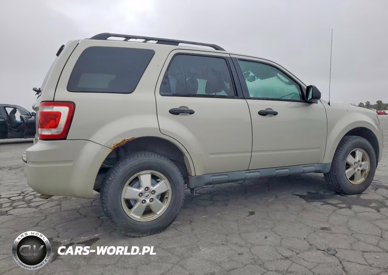 2009 Ford Escape Xlt VIN:1FMCU03759KD04237 - 3