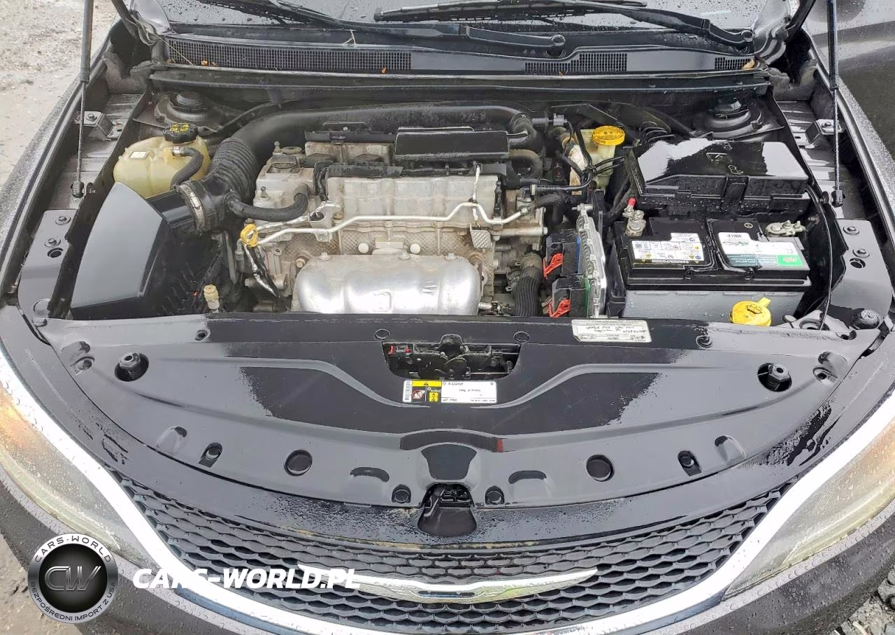 2015 Chrysler 200 C VIN:1C3CCCCB2FN509249 - 11