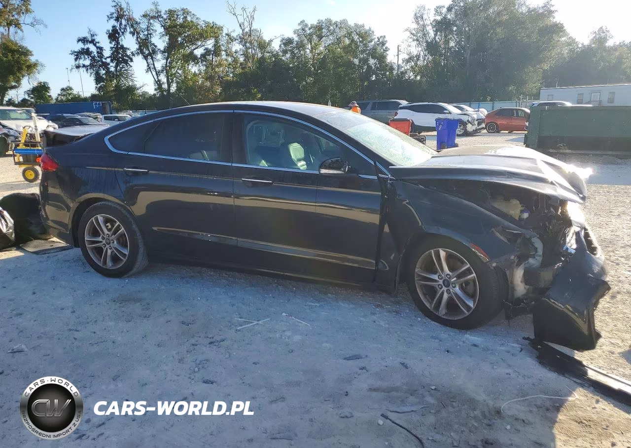 2018 Ford Fusion Se VIN:3FA6P0HD4JR107363 - 4