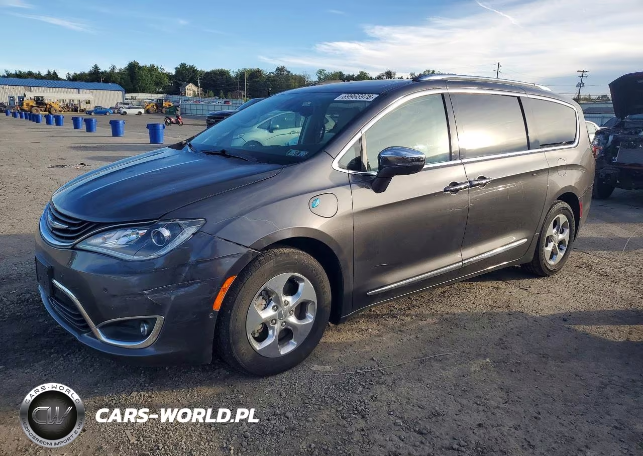 2018 Chrysler Pacifica Hybrid Limited