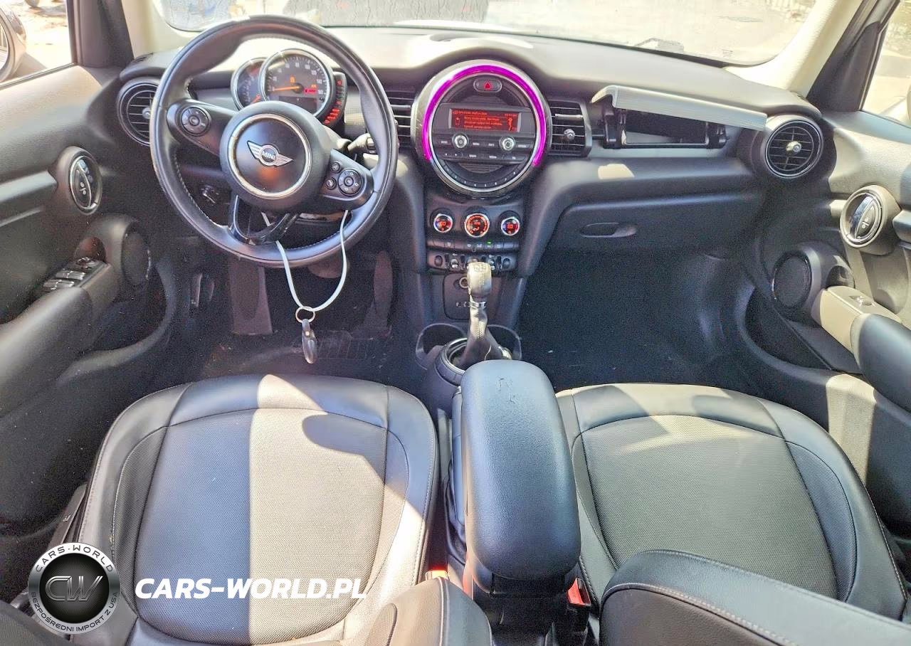 2015 Mini Cooper VIN:WMWXS5C5XFT831832 - 8