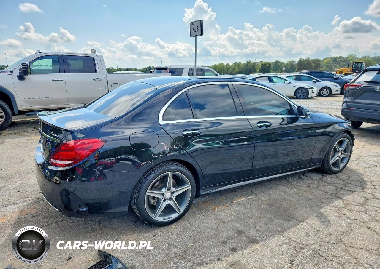 2016 Mercedes-Benz C 300 4Matic VIN:55SWF4KB8GU109606 - 3