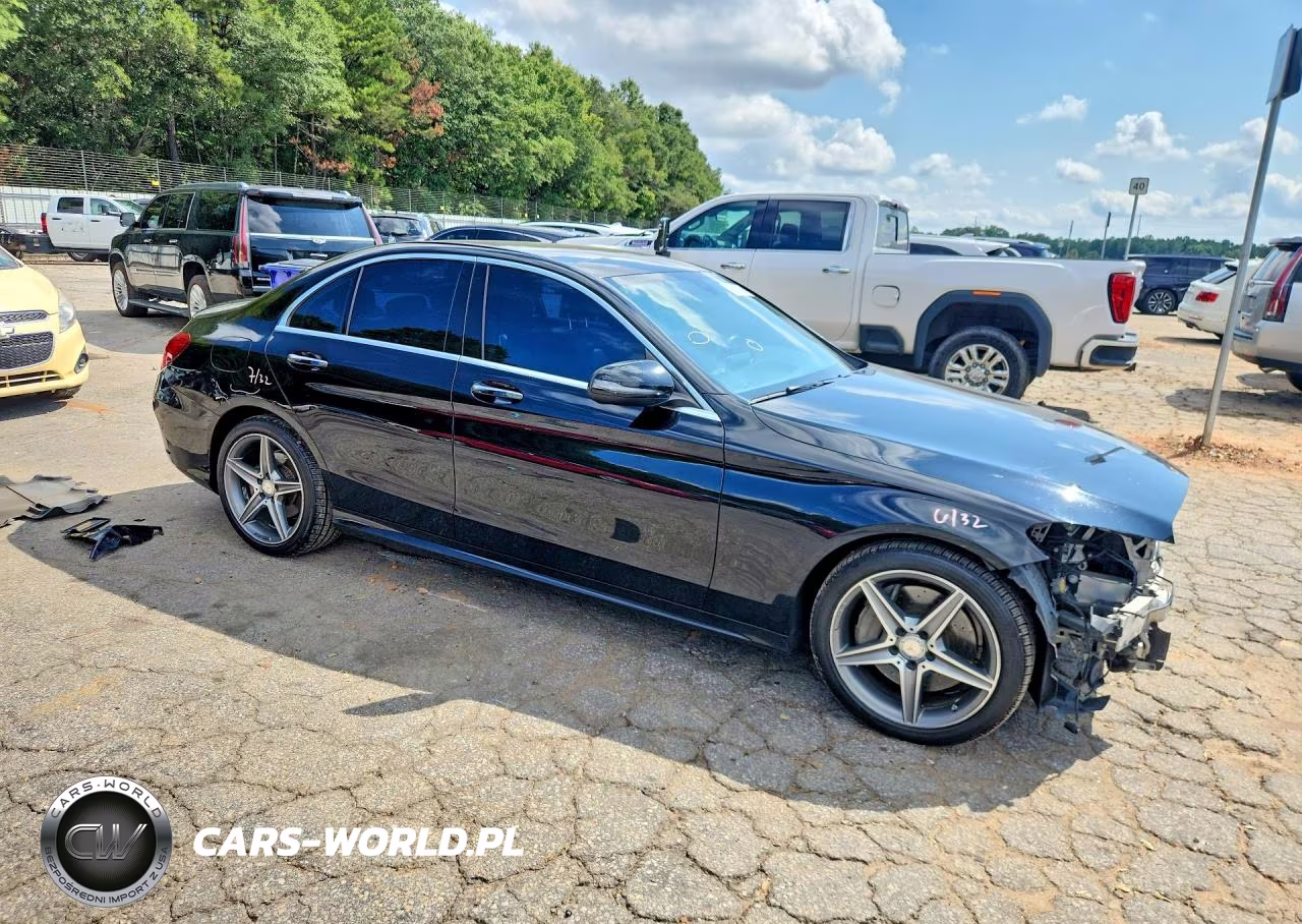 2016 Mercedes-Benz C 300 4Matic VIN:55SWF4KB8GU109606 - 4