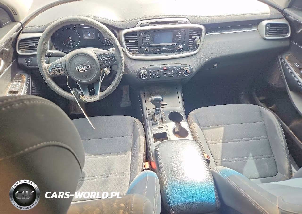 2017 Kia Sorento Lx VIN:5XYPGDA33HG226727 - 8