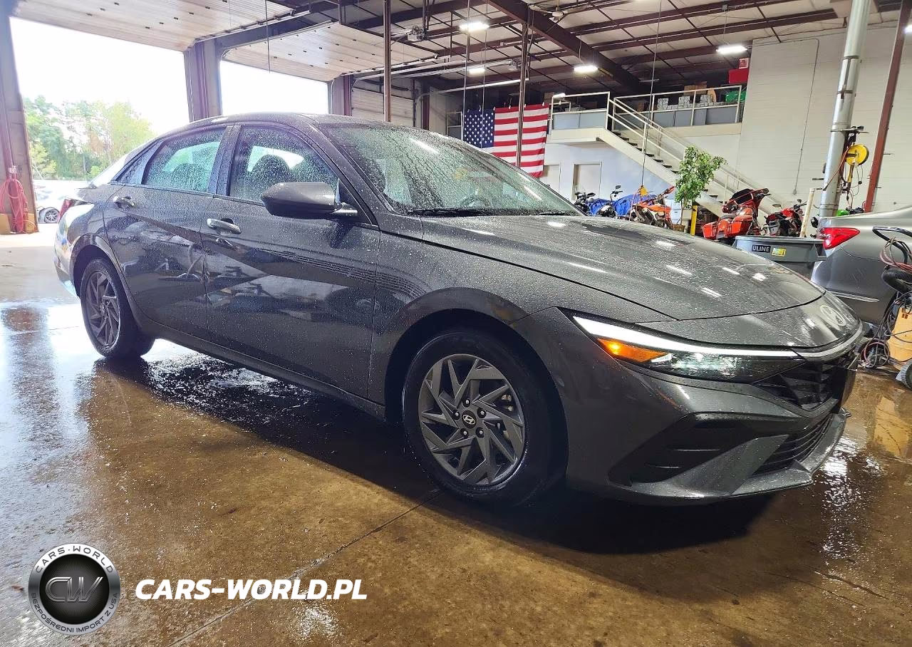2026 Hyundai Elantra Hybrid Blue VIN:KMHLM4DJ9TU200864 - 4