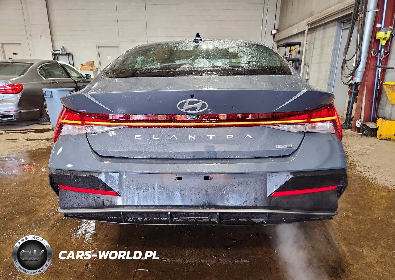 2026 Hyundai Elantra Hybrid Blue VIN:KMHLM4DJ9TU200864 - 6