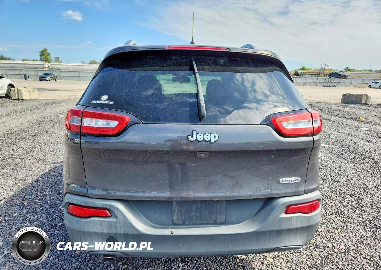 2016 Jeep Cherokee Latitude VIN:1C4PJLCB1GW200709 - 6