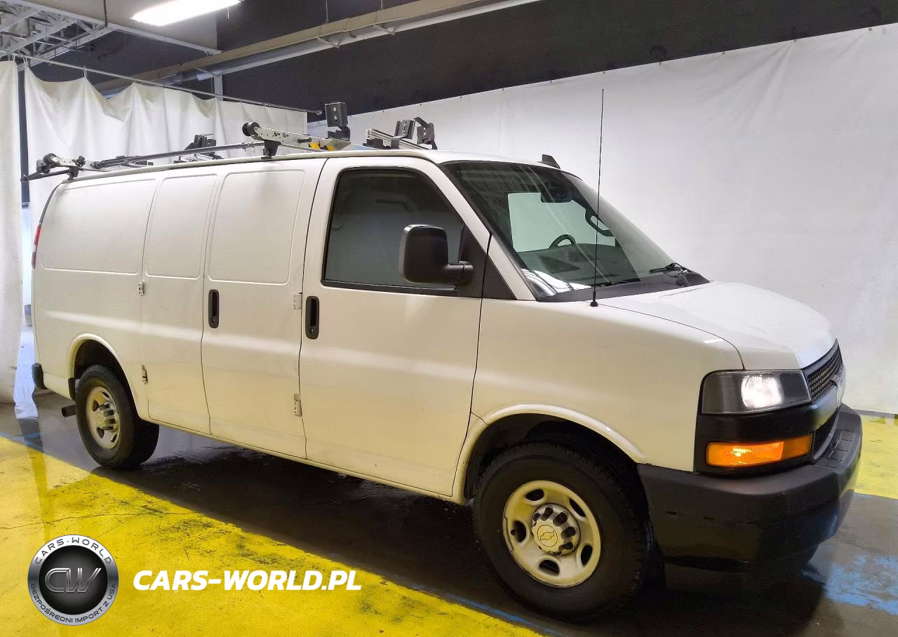 2021 Chevrolet Express G2500 VIN:1GCWGAFP6M1252576 - 4