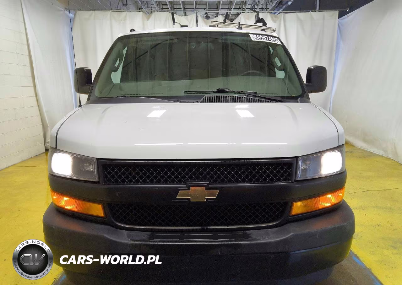 2021 Chevrolet Express G2500 VIN:1GCWGAFP6M1252576 - 5