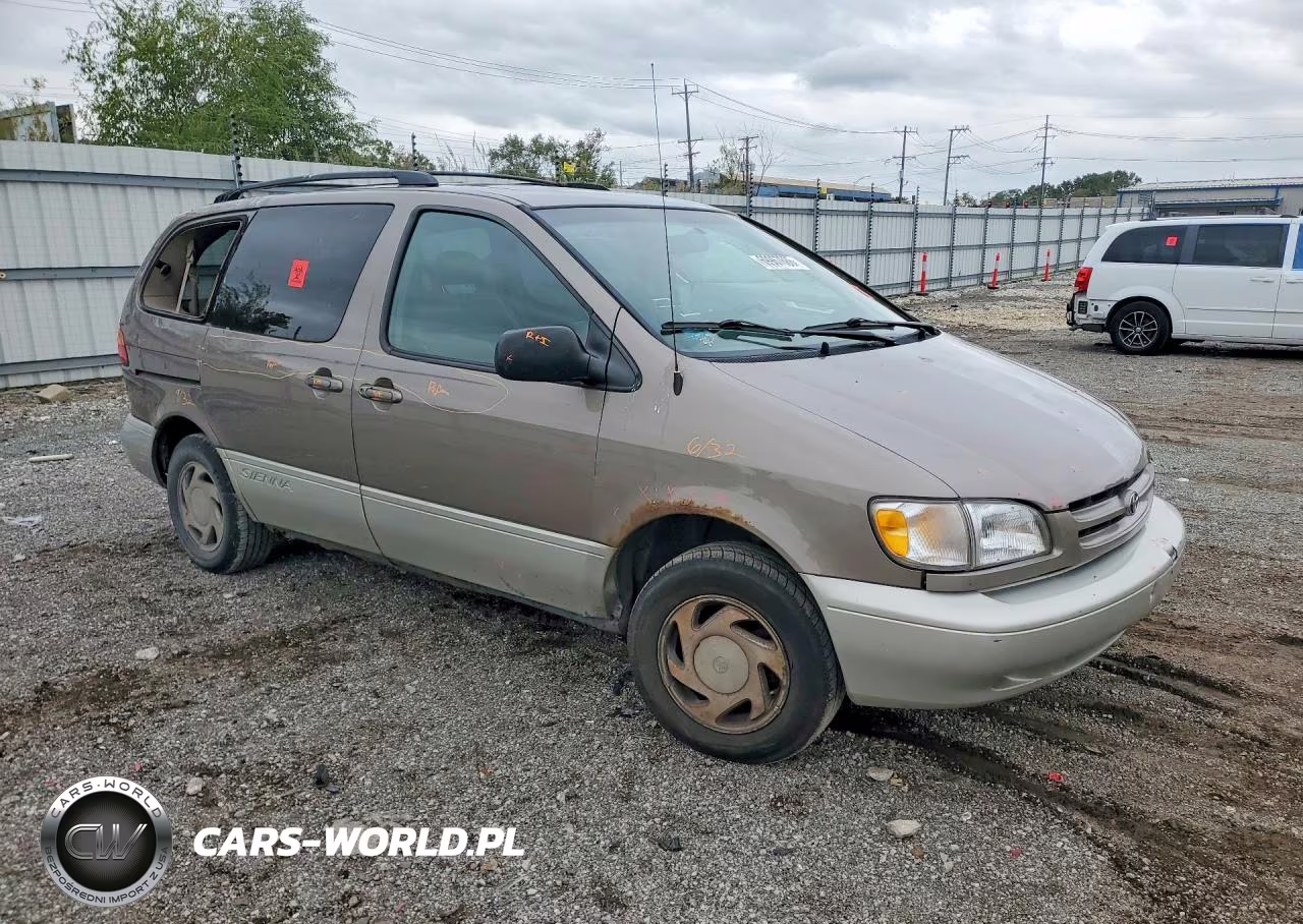 1999 Toyota Sienna Xle VIN:4T3ZF13C8XU105313 - 4