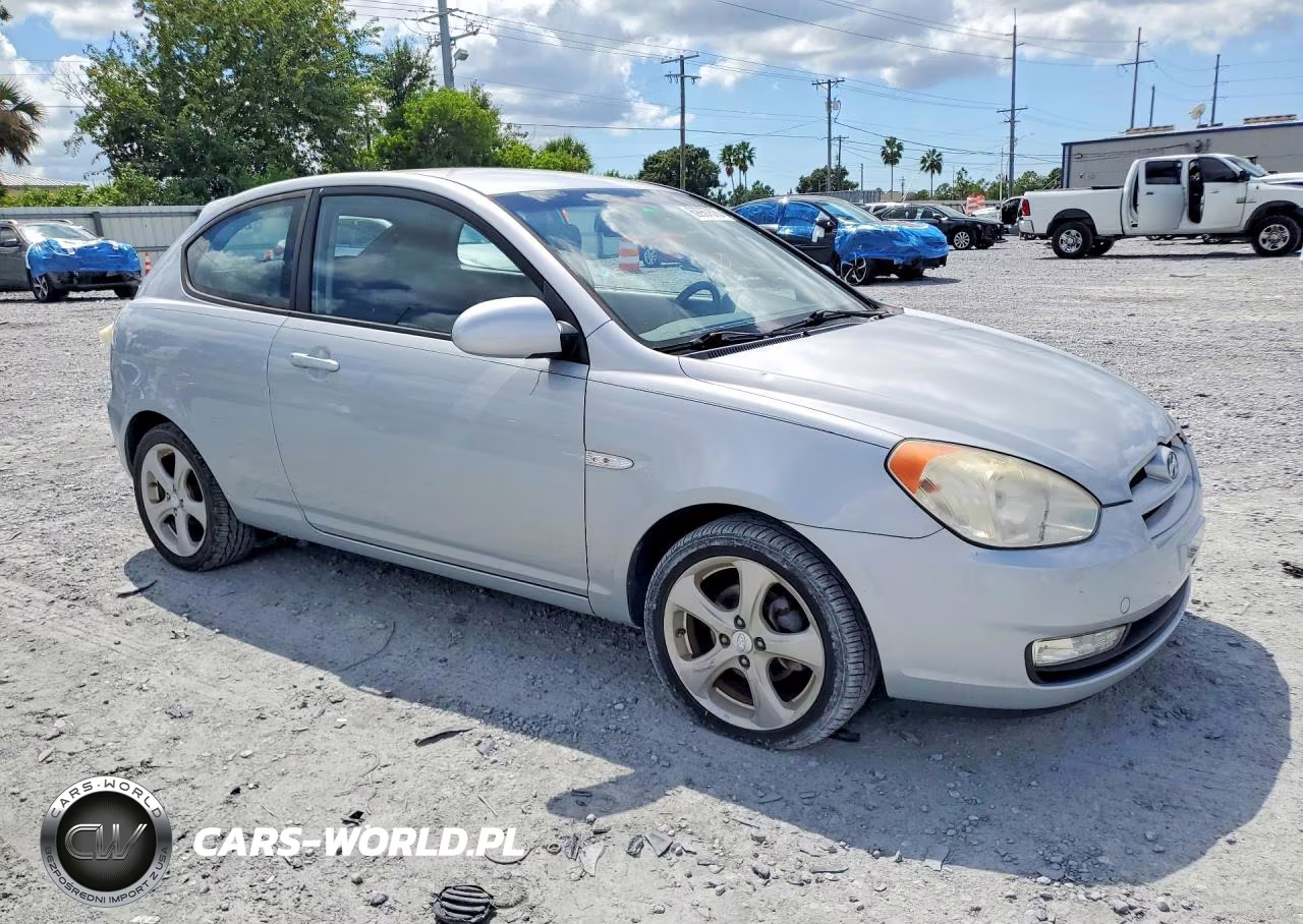 2008 Hyundai Accent Se VIN:KMHCN36C28U079222 - 4