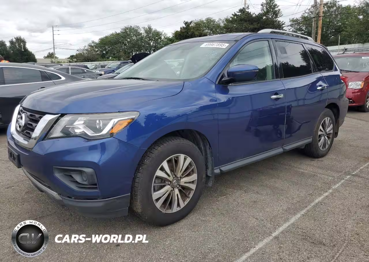 2018 Nissan Pathfinder S