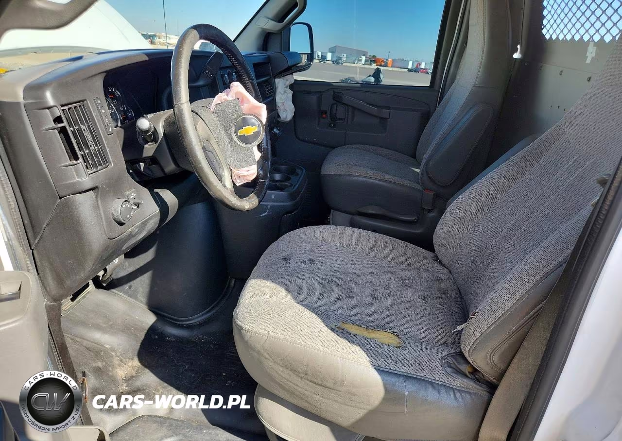 2016 Chevrolet Expres2500 VIN:1GCWGAFFXG1219964 - 7