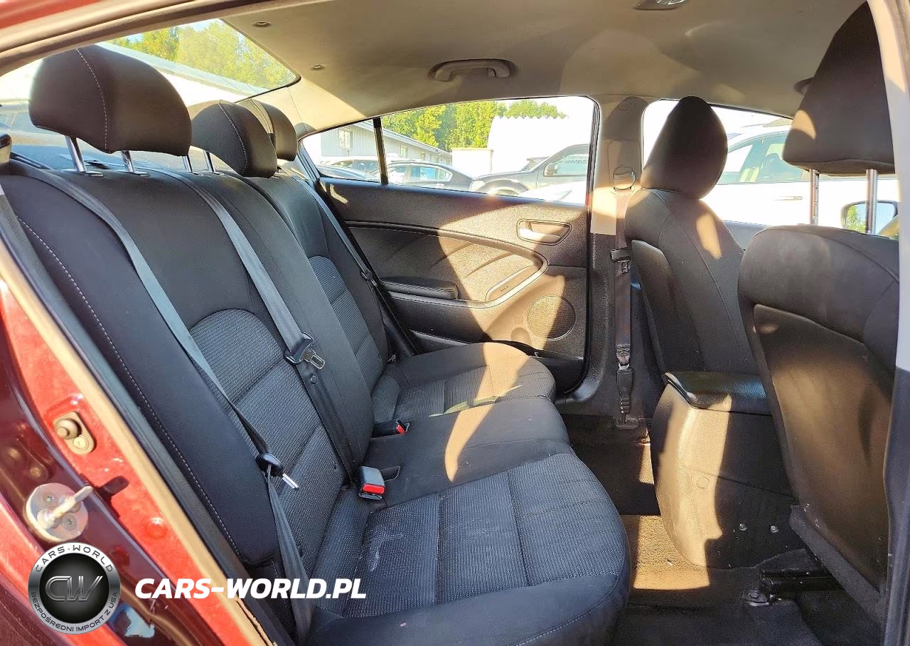 2017 Kia Forte Lx VIN:3KPFK4A74HE150865 - 10