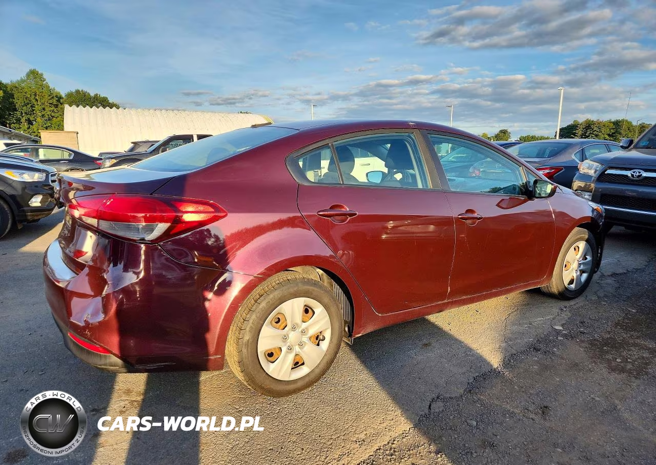 2017 Kia Forte Lx VIN:3KPFK4A74HE150865 - 3