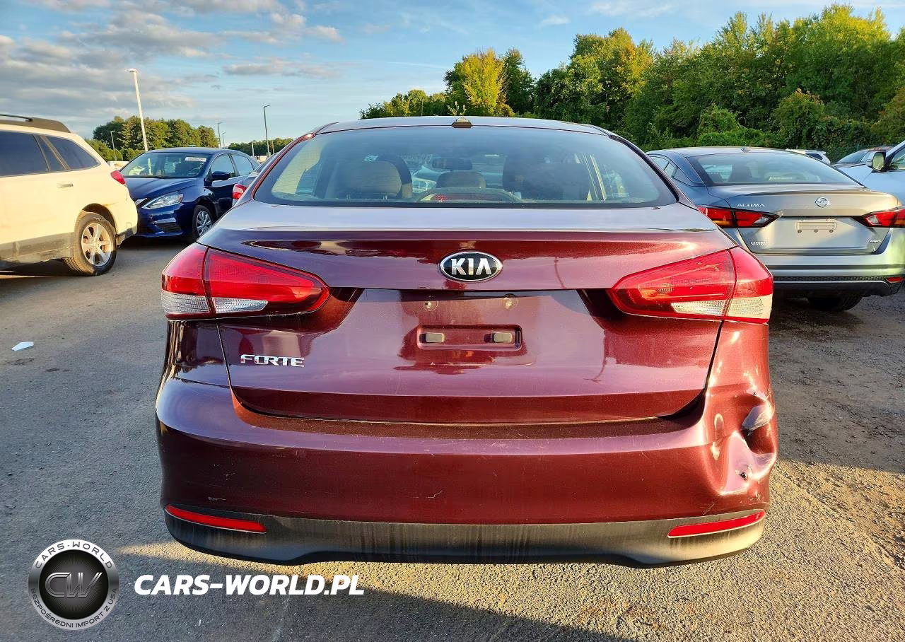 2017 Kia Forte Lx VIN:3KPFK4A74HE150865 - 6