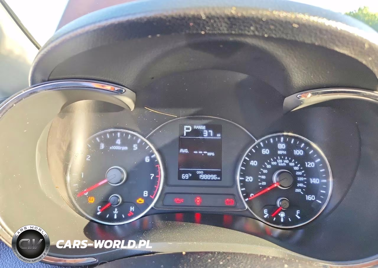 2017 Kia Forte Lx VIN:3KPFK4A74HE150865 - 9