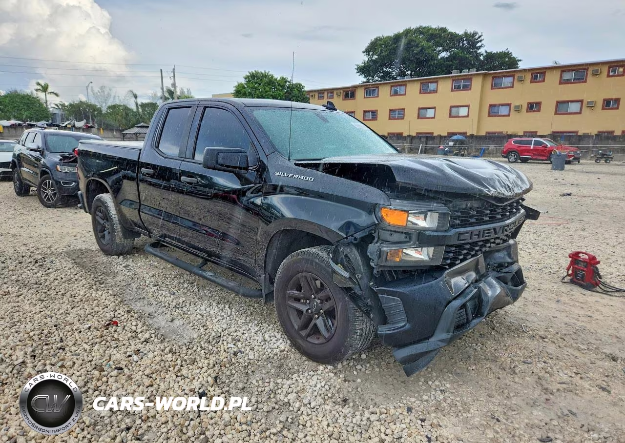 2019 Chevrolet Silverado C1500 VIN:1GCRWAEH6KZ396248 - 4