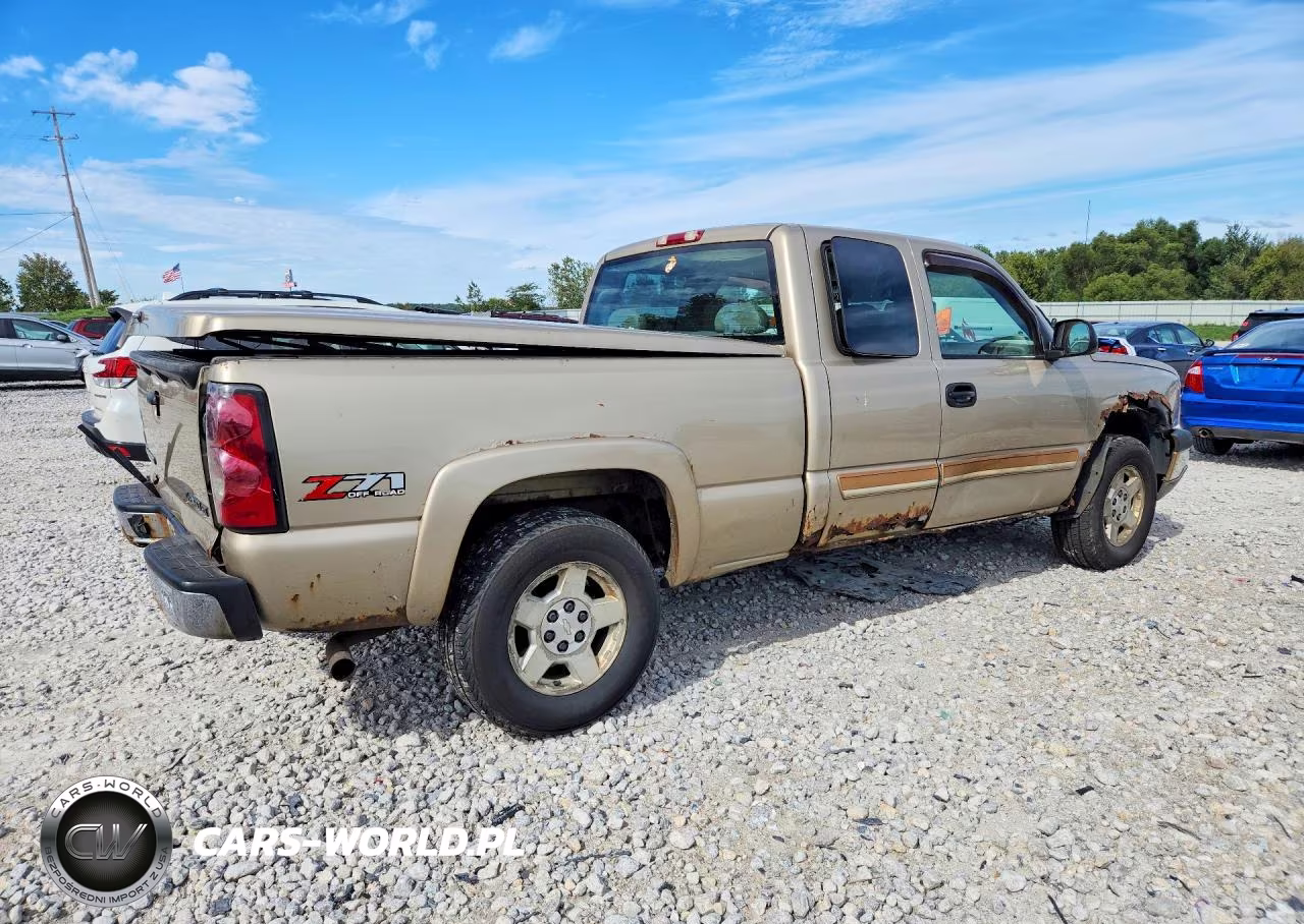 2004 Chevrolet Silverado K1500 VIN:1GCEK19TX4E163878 - 3