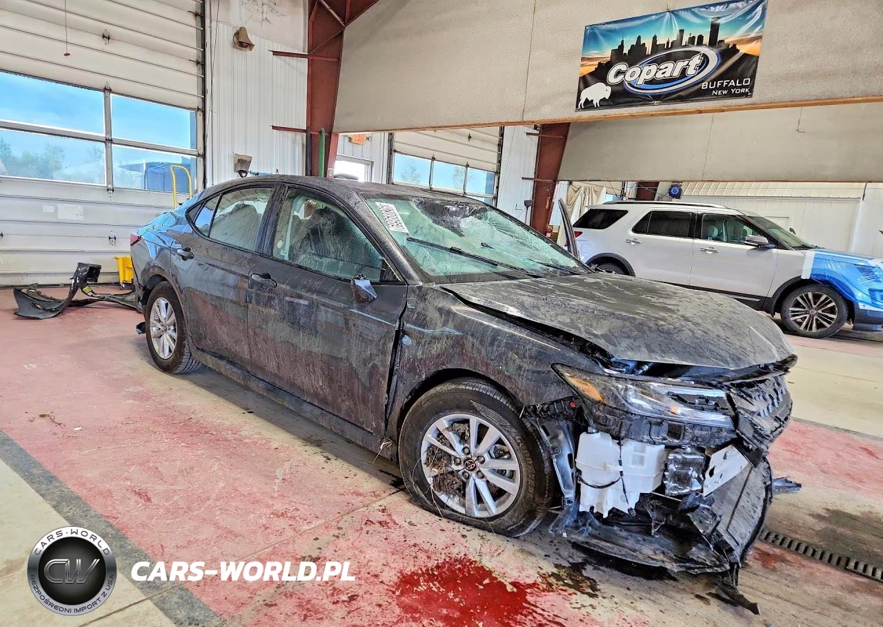 2026 Toyota Camry Le VIN:4T1DAACK3TU723206 - 4