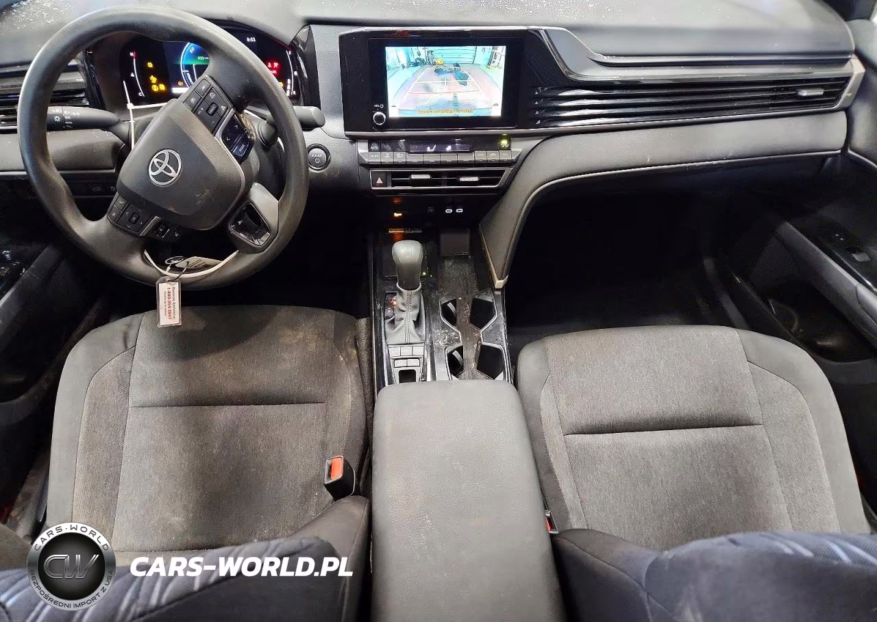 2026 Toyota Camry Le VIN:4T1DAACK3TU723206 - 8