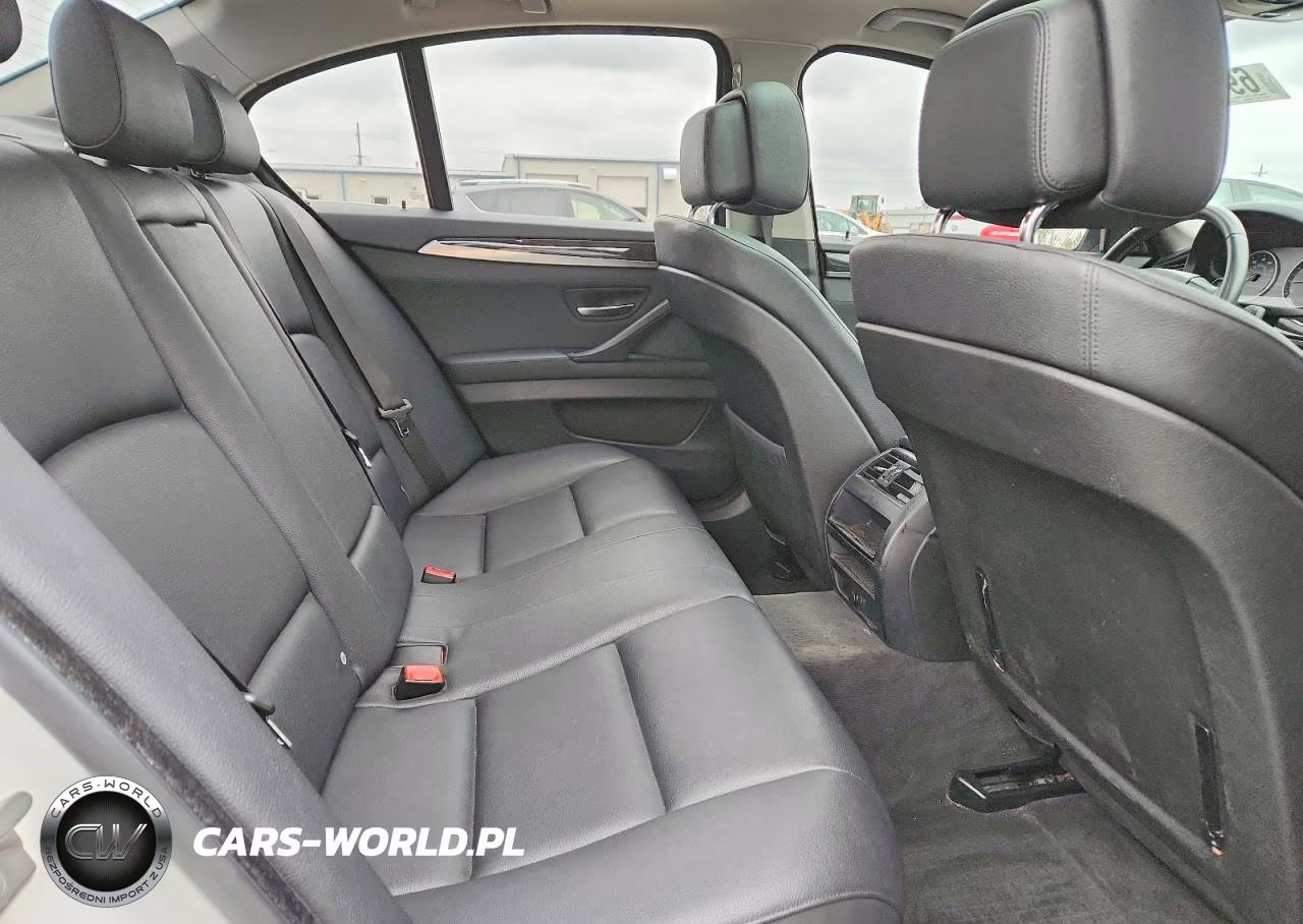 2012 BMW 528 Xi VIN:WBAXH5C50CDW09692 - 10