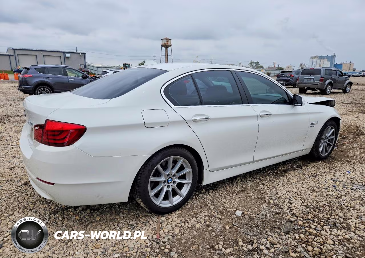 2012 BMW 528 Xi VIN:WBAXH5C50CDW09692 - 3