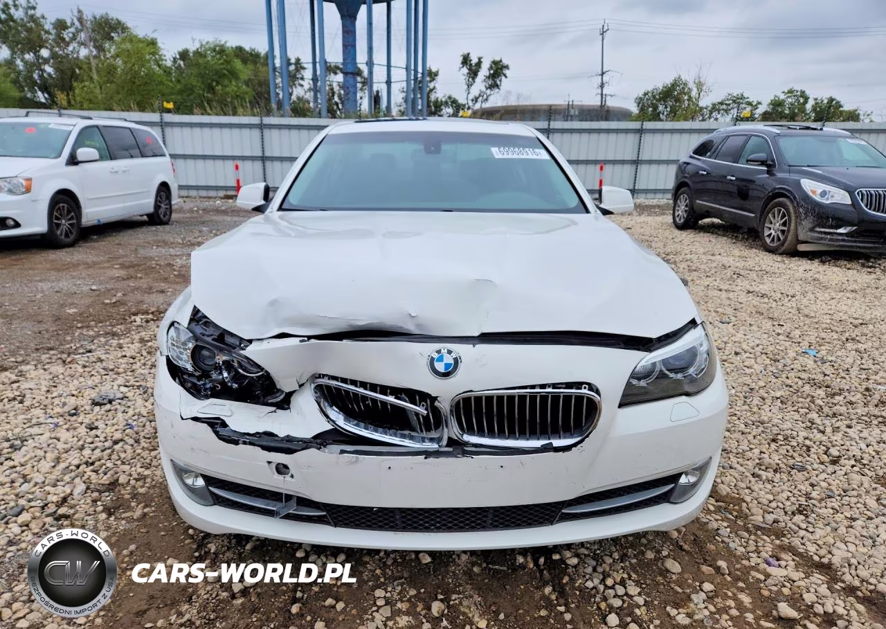 2012 BMW 528 Xi VIN:WBAXH5C50CDW09692 - 5