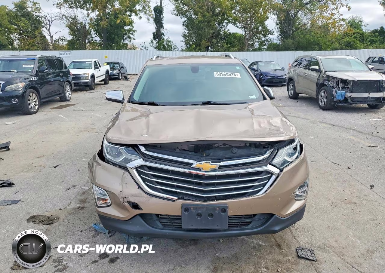 2019 Chevrolet Equinox Premier VIN:2GNAXNEV5K6245668 - 5