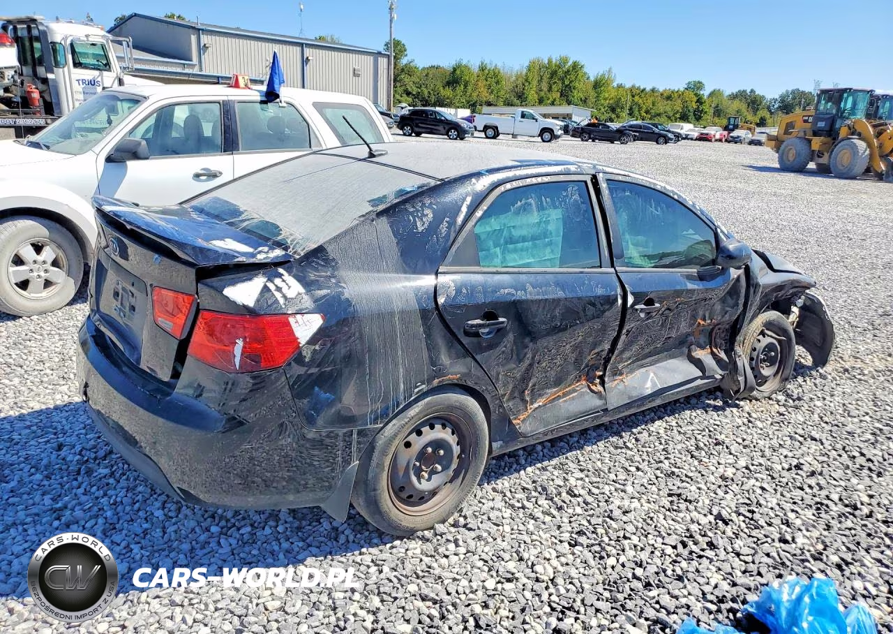 2013 Kia Forte Lx VIN:KNAFT4A25D5721333 - 3