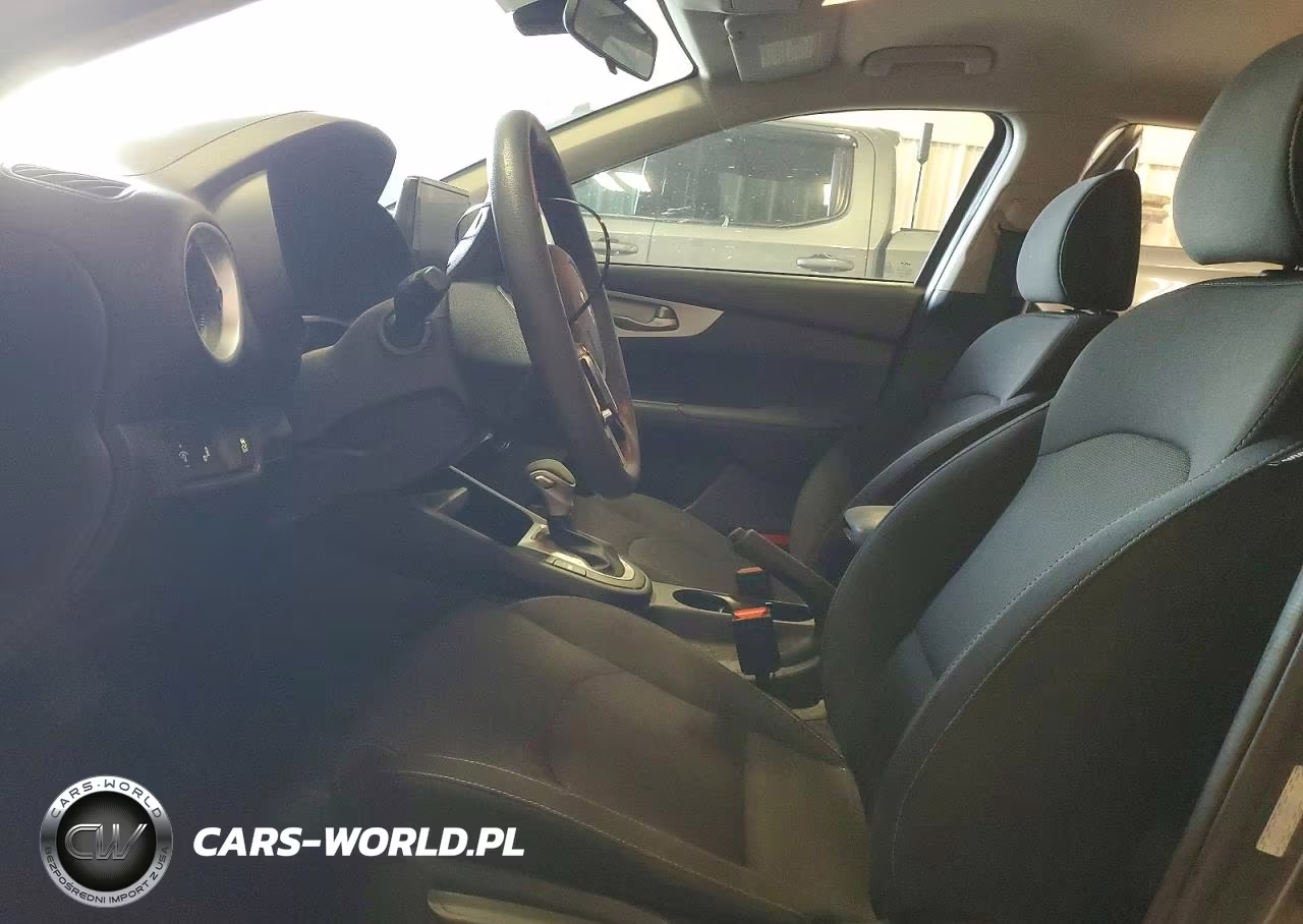 2024 Kia Forte Lxs VIN:3KPF24AD2RE828276 - 7