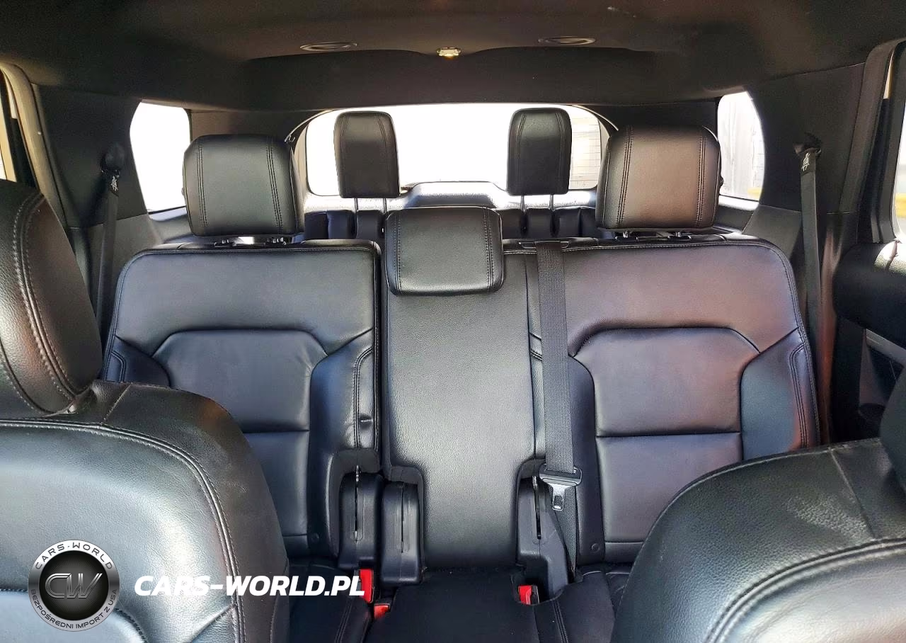 2016 Ford Explorer Xlt VIN:1FM5K8D81GGA59697 - 10