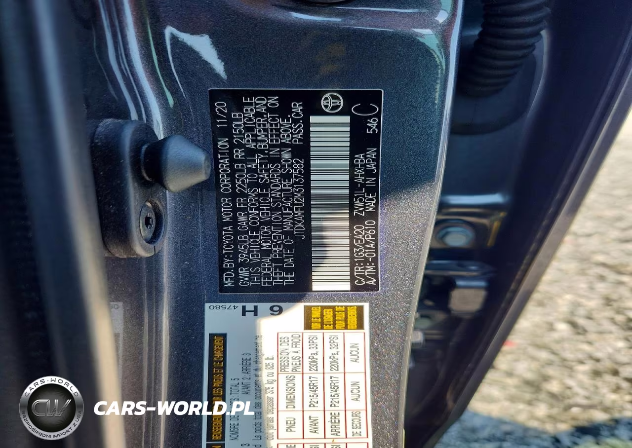2021 Toyota Prius Xle VIN:JTDKAMFU2M3137582 - 13