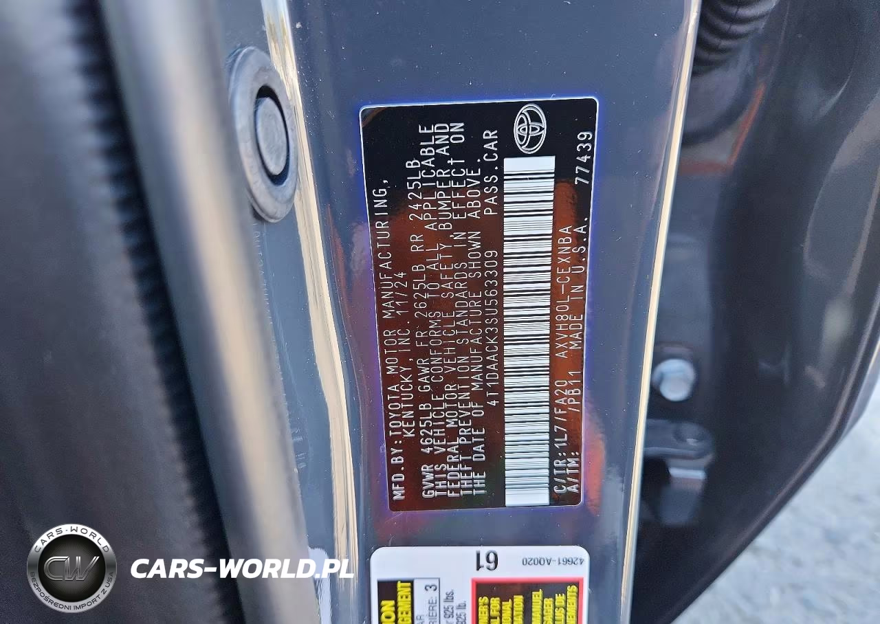 2025 Toyota Camry Le VIN:4T1DAACK3SU563309 - 12