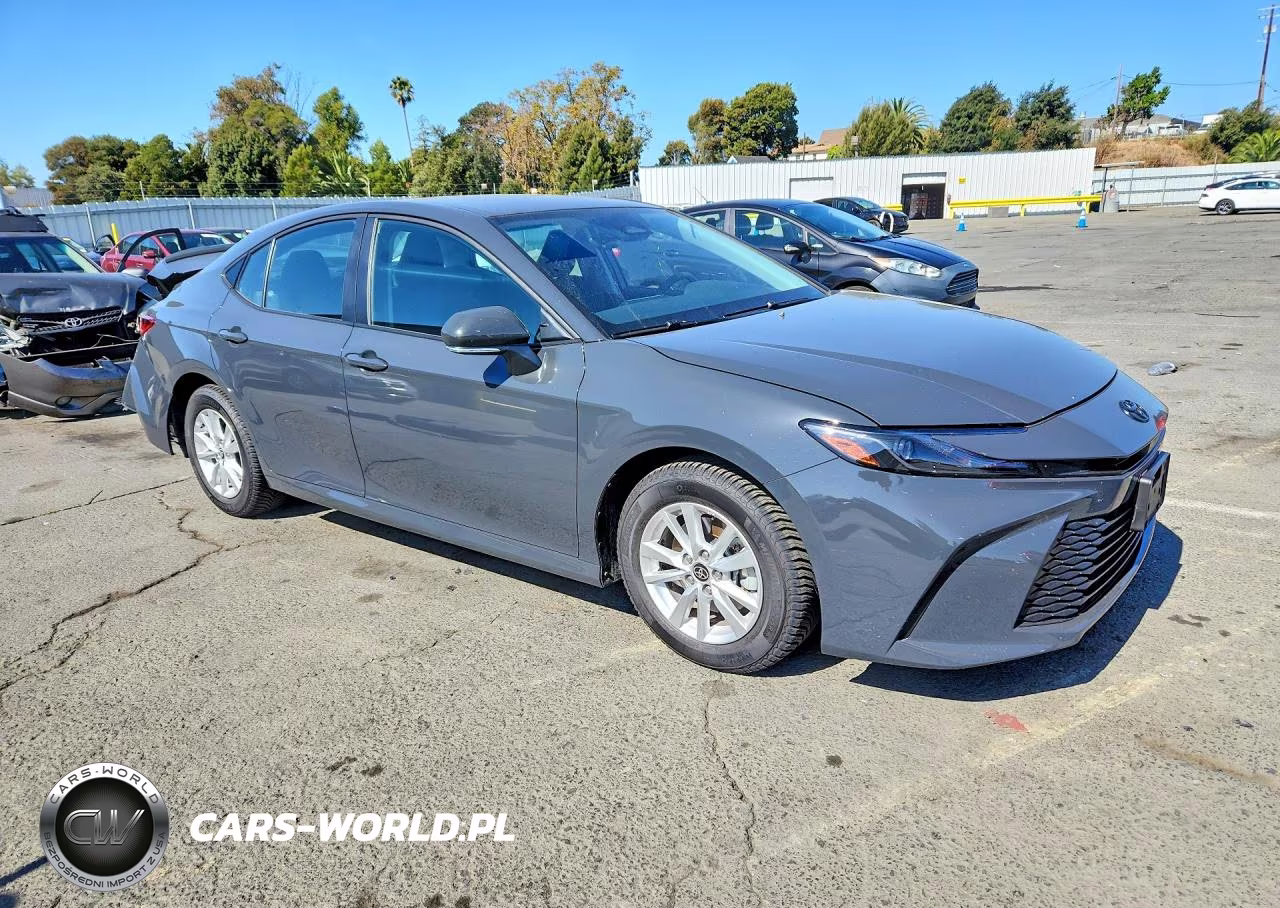 2025 Toyota Camry Le VIN:4T1DAACK3SU563309 - 4
